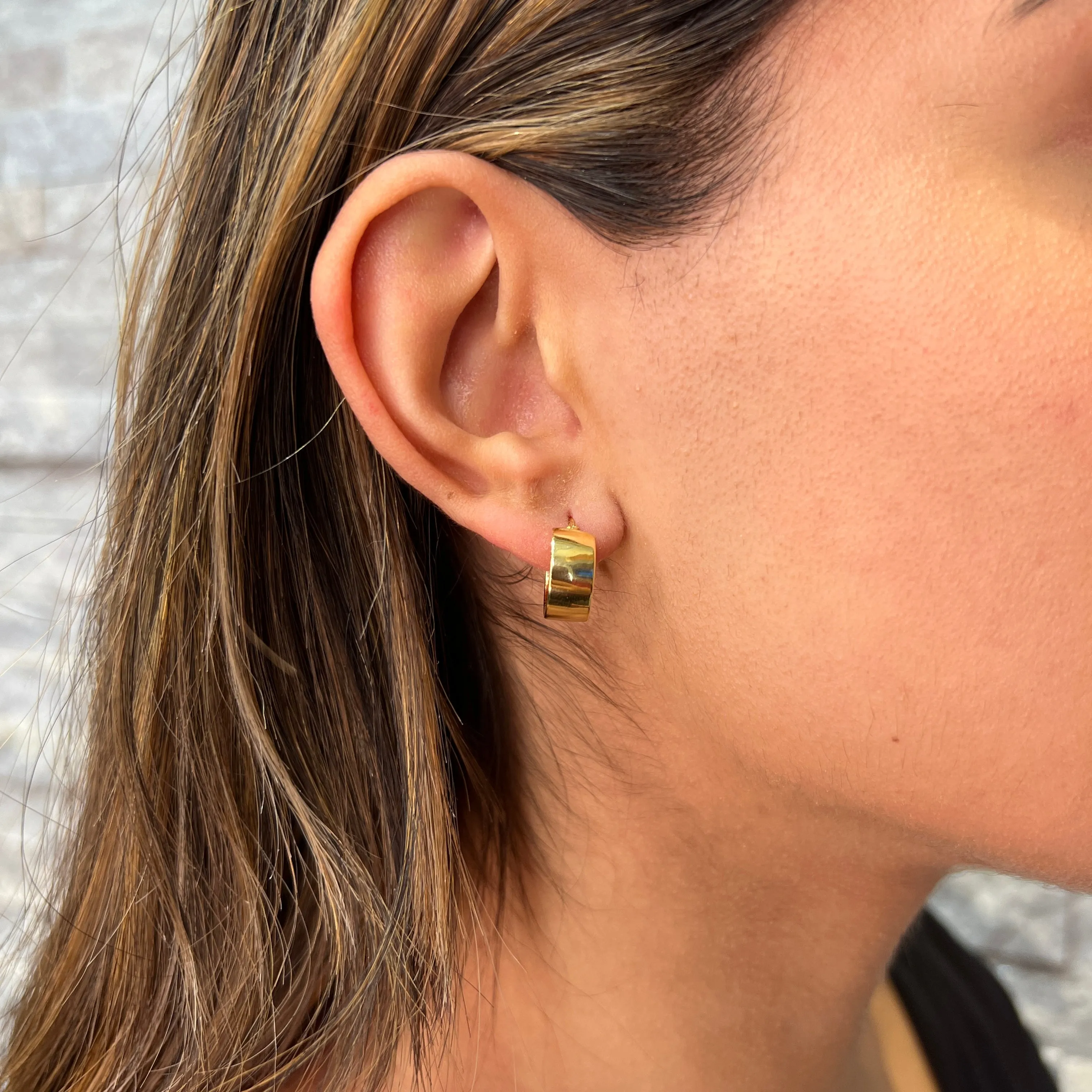 10K Yellow Gold High Polished Hoop Earrings