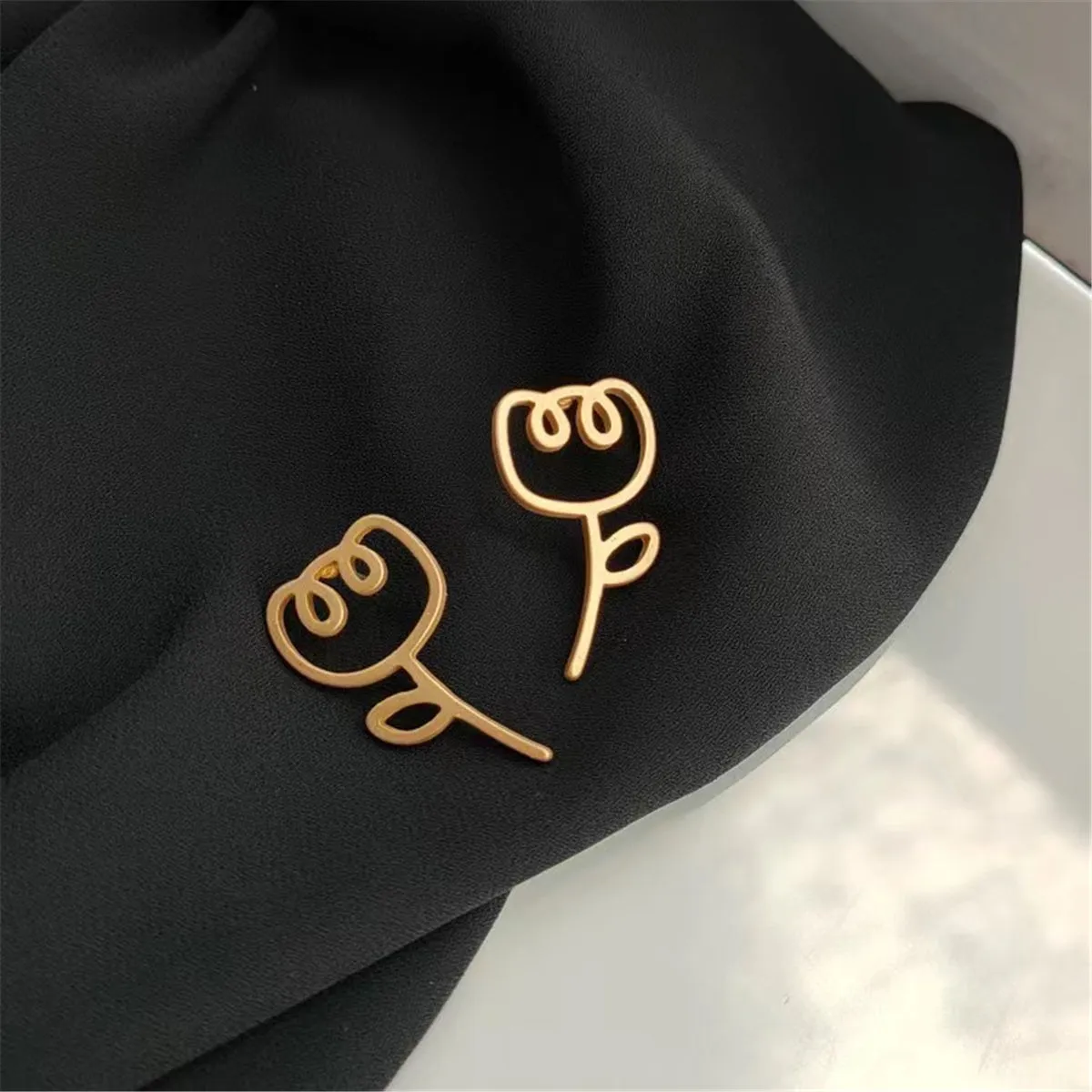 18K Gold-Plated Openwork Flower Stud Earrings