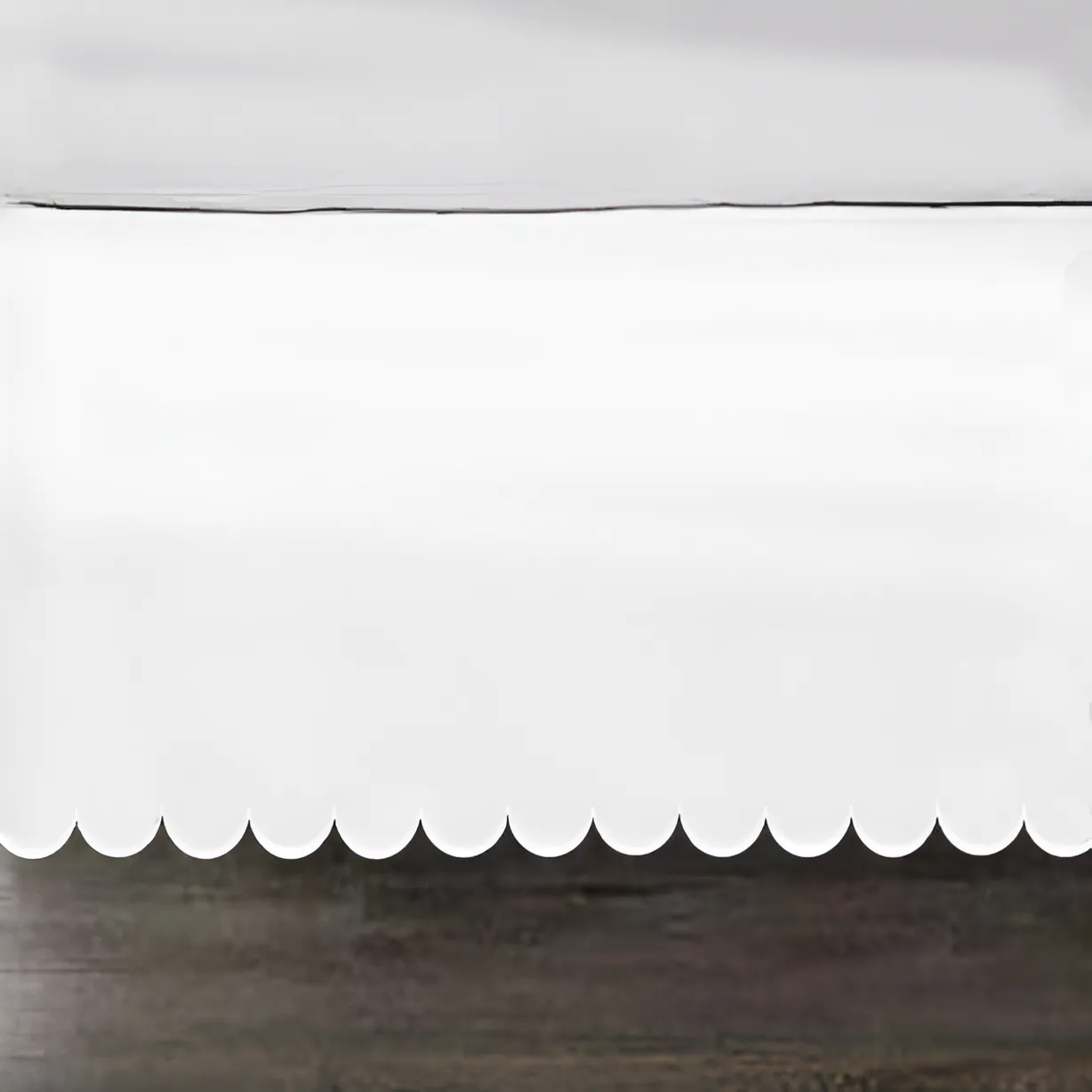 Allena 400TC Sateen Solid Cotton Scallop Embroidery Tailored Bed Skirt