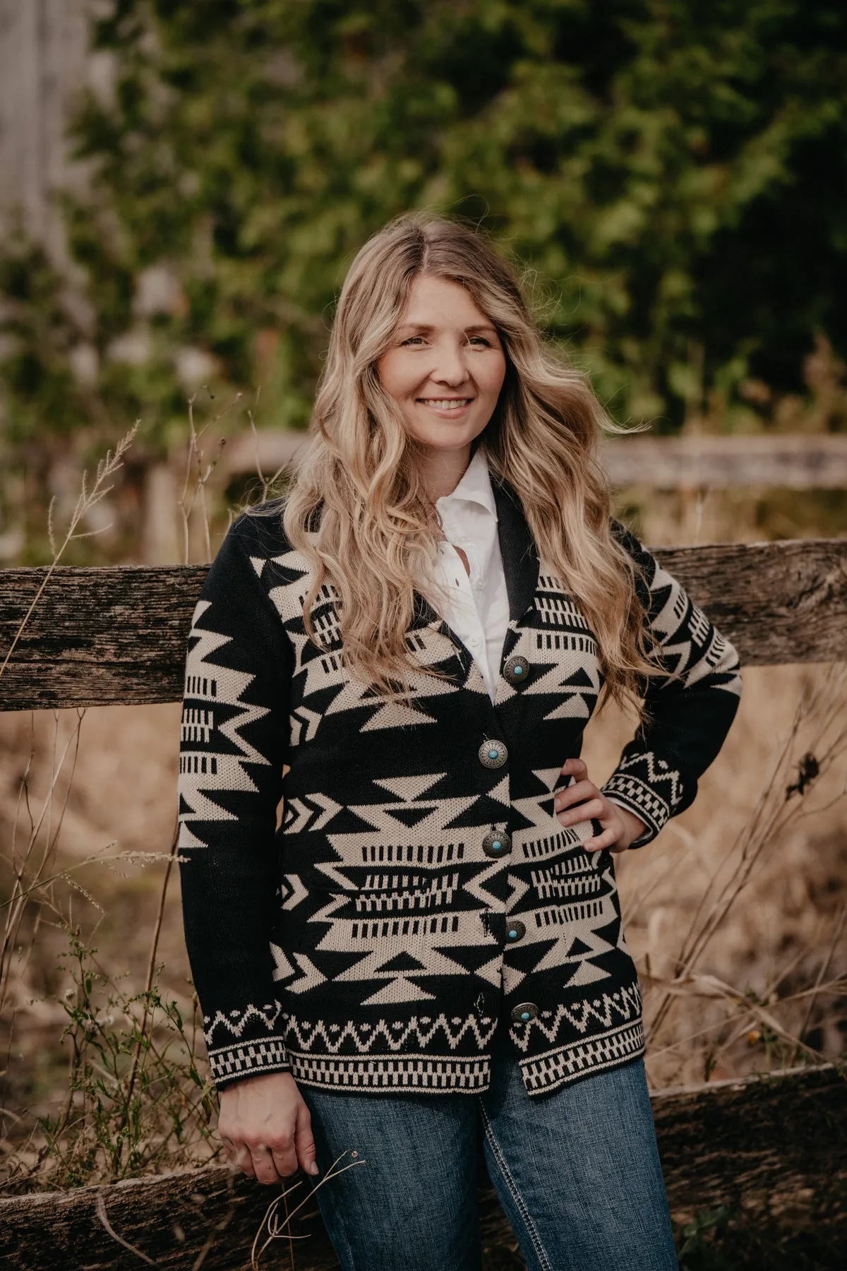 'Bandera' Black and Ivory Aztec Cardigan (M & L ONLY)