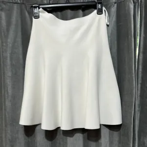 BCBG MAXAZRIA White Stretch Falre Skirt