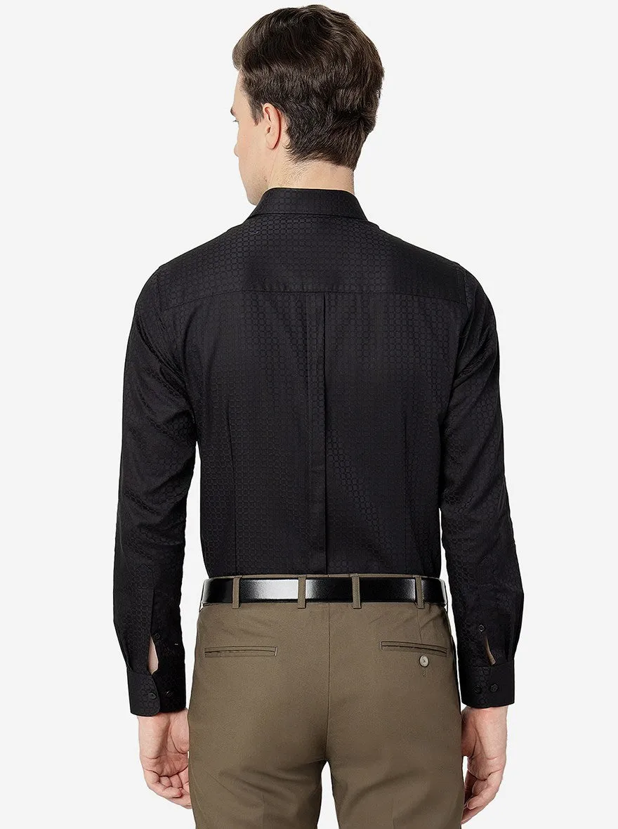 Black Solid Slim Fit Formal Shirt | JadeBlue