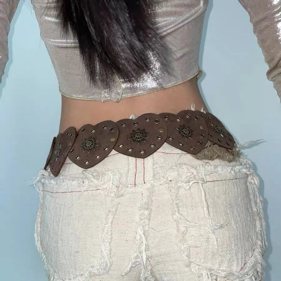 Bohemian Heart-Rivet Belt with Vintage Punk Charm Design