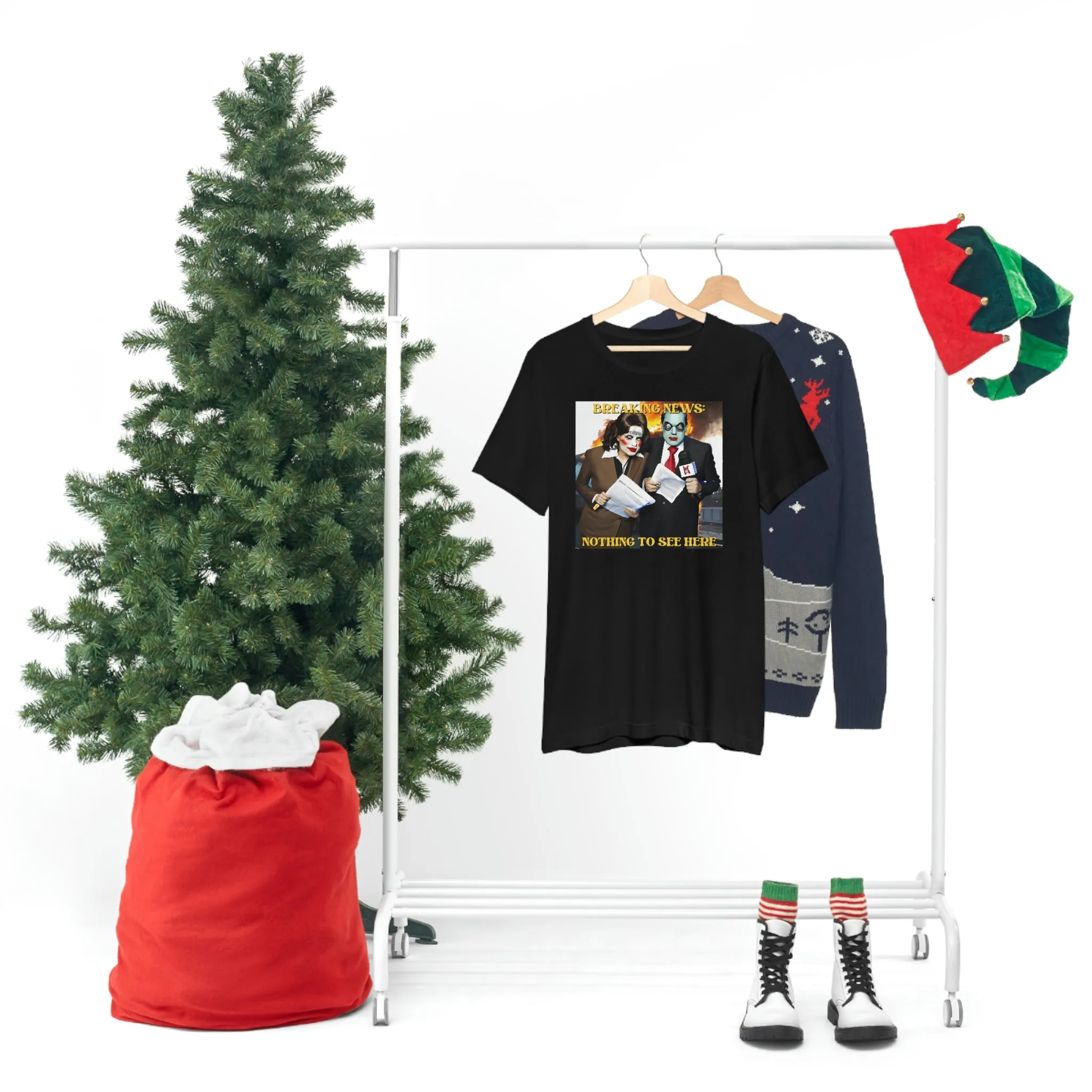 Breaking News: Nothing To See Here Short Sleeve Tee