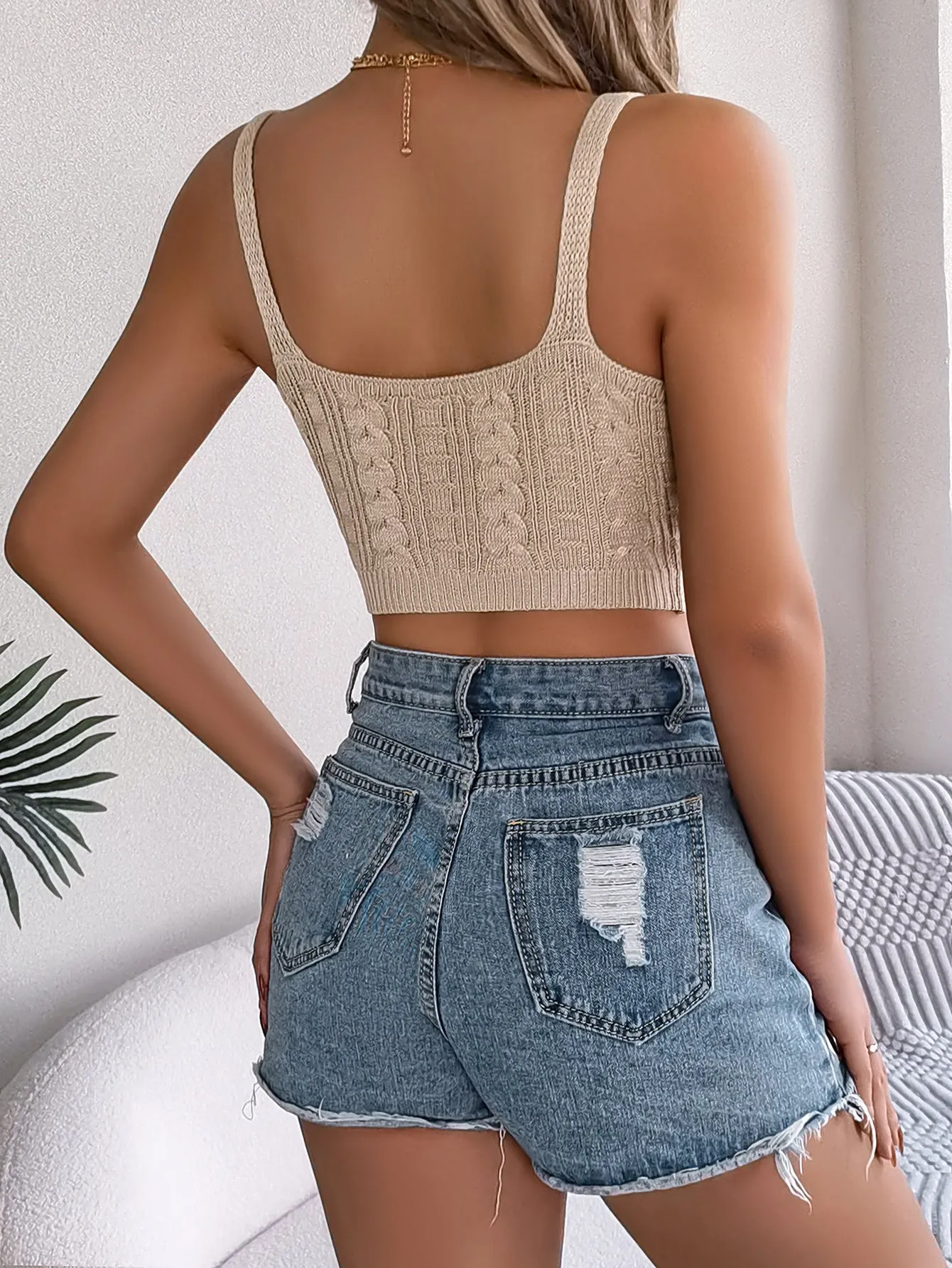 Elegant V-Neck Knit Textured Crop Top for Effortless Spring/Summer Style