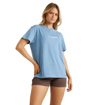 EMERALD ISLAND TEE