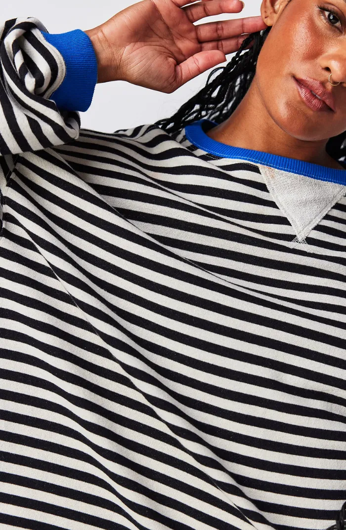 ERICA | STRIPED OVERSIZED SWEATER