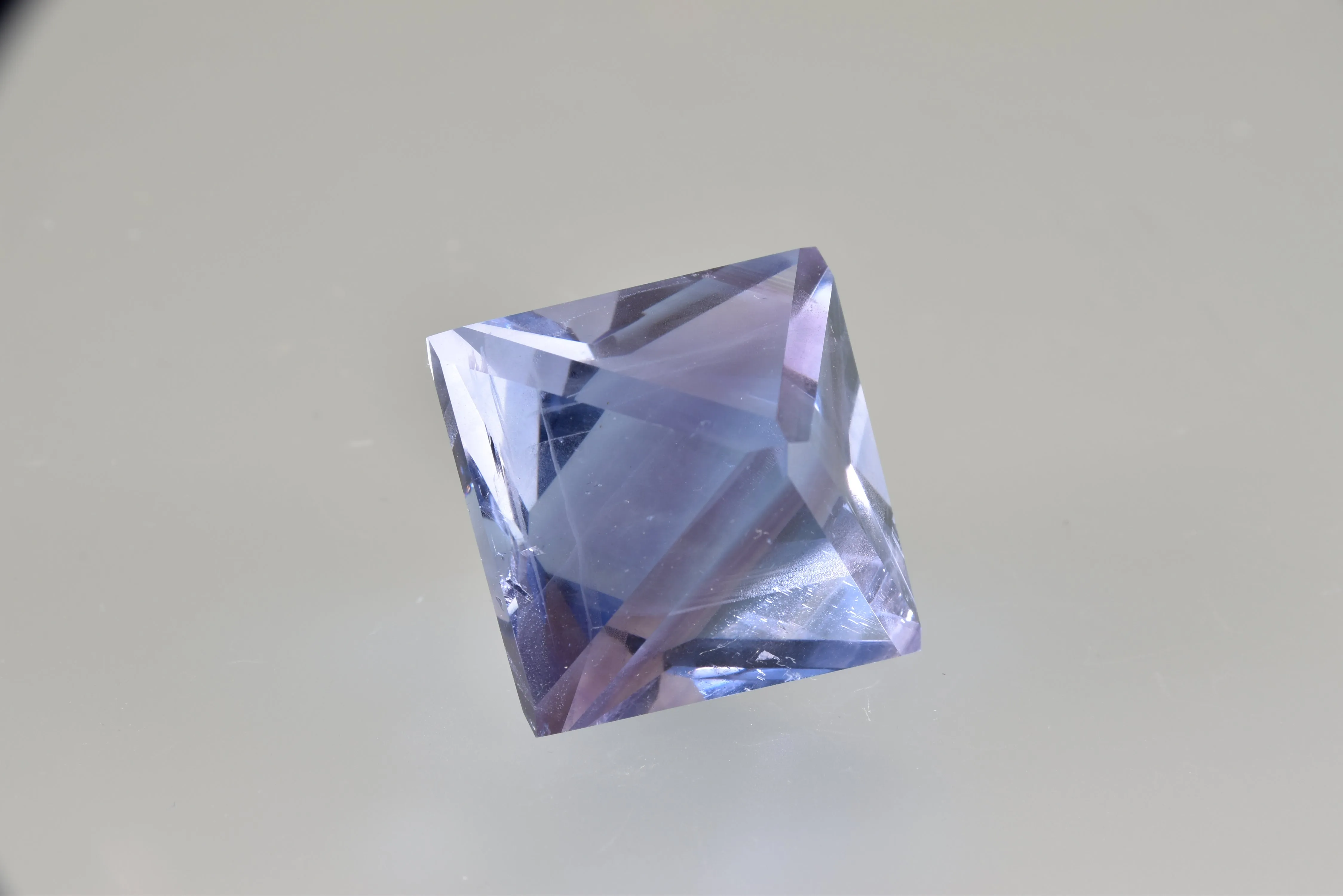 Fluorite, Denton Mine, Harris Creek District, Southern Illinois 2.3 cm on edge $175. 10/19