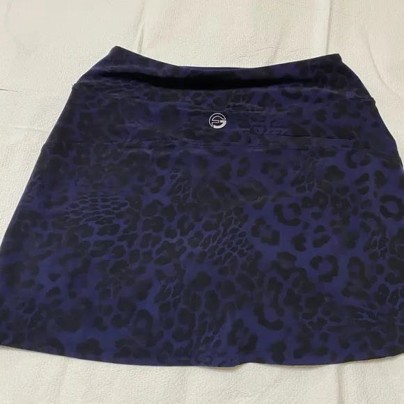 FORAY GOLF 🌻THE EDIT SKIRTS - NAVY LEOPARD PRINT