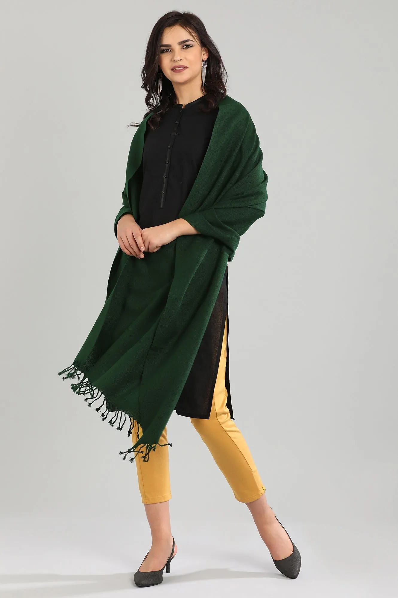 Green yarn-dyed Shawl