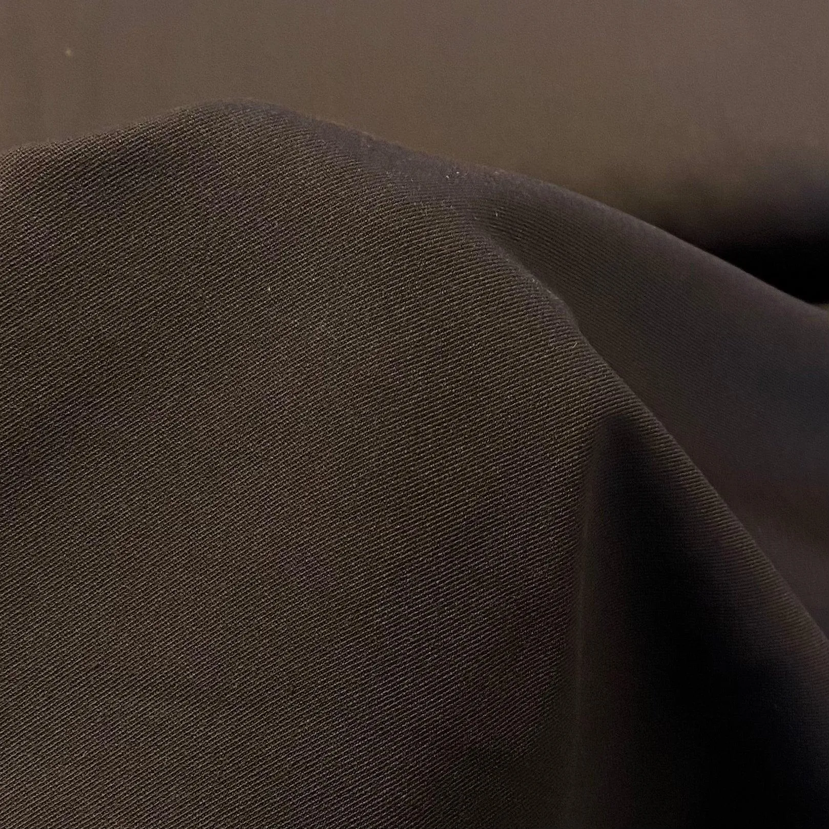 H42 | Viscose Gaberdine Twill Suiting - Brown (72cm end of bolt)