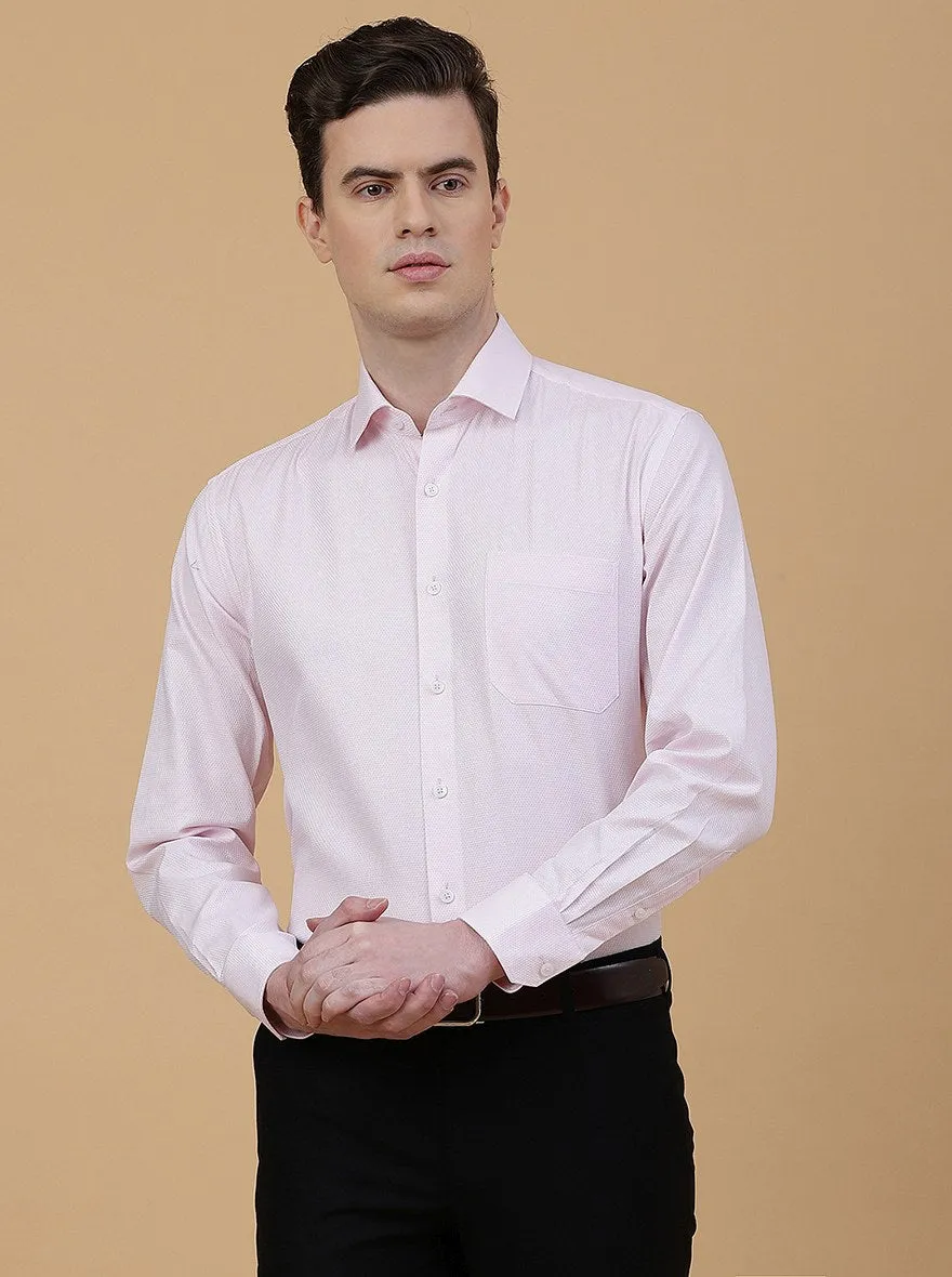Pink Solid Regular Fit Formal Shirt | JadeBlue