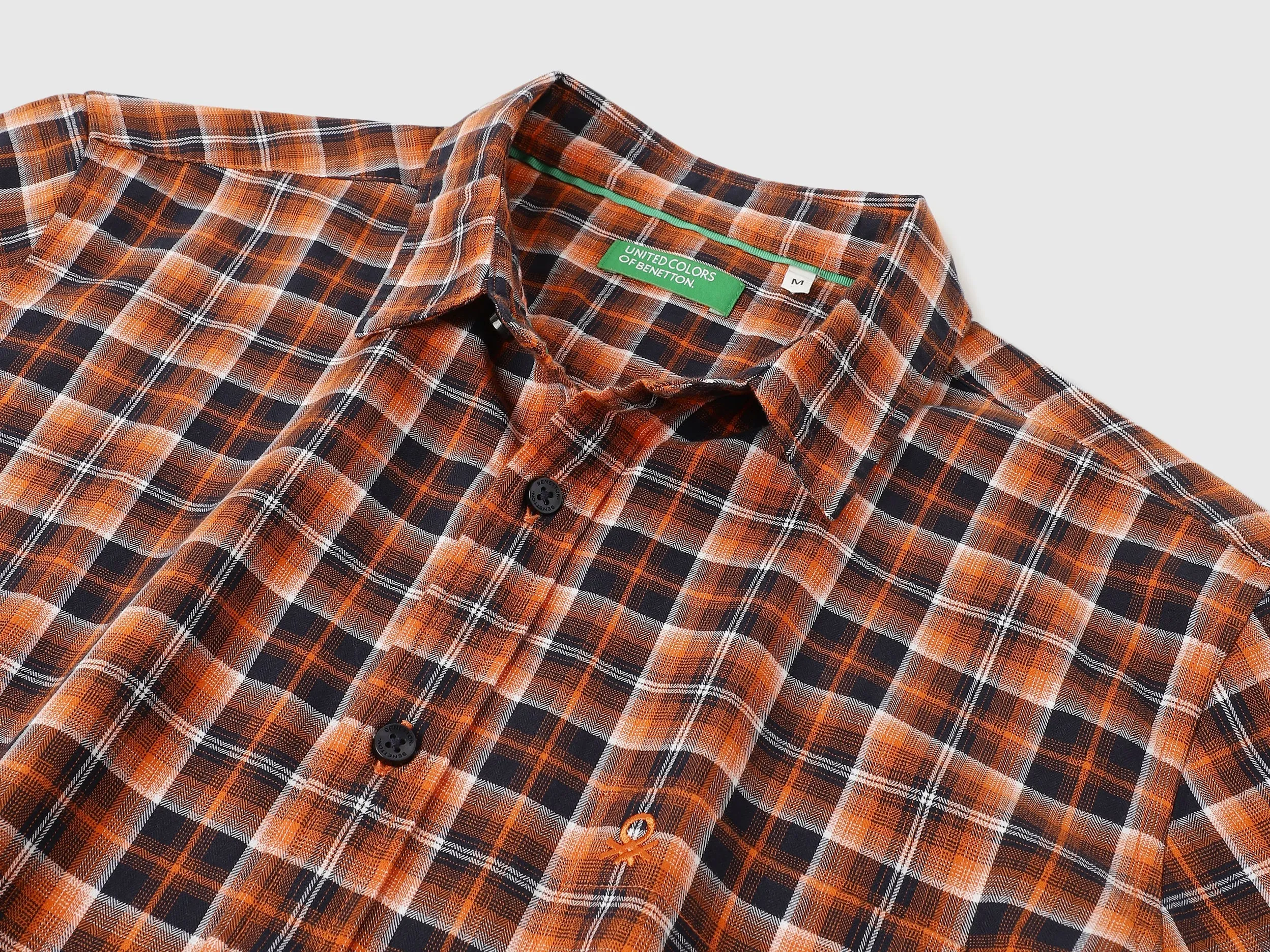 Regular Fit Spread Collar Checkered Shirts