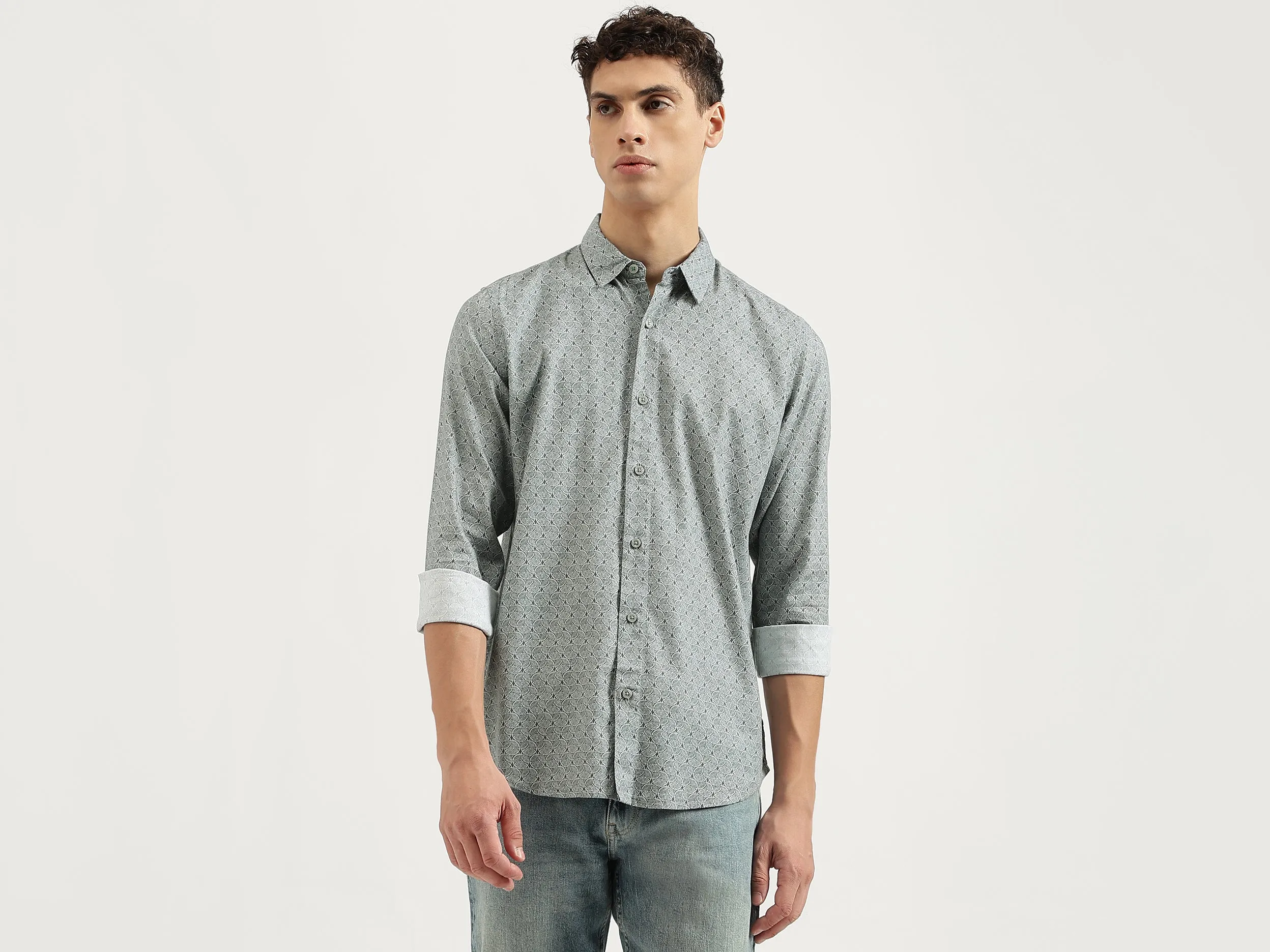 Regular Fit Spread Collar Printed Shirts