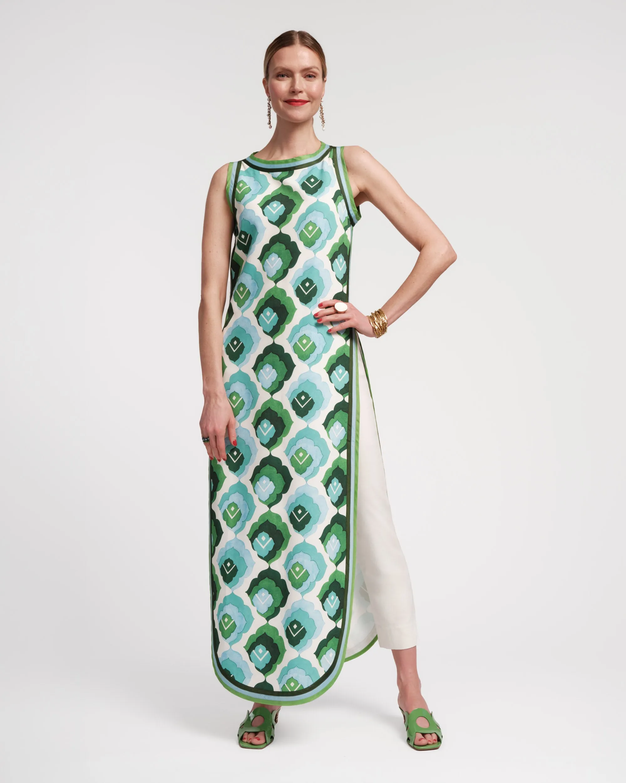 Sabrina Top - Graphic Leaf