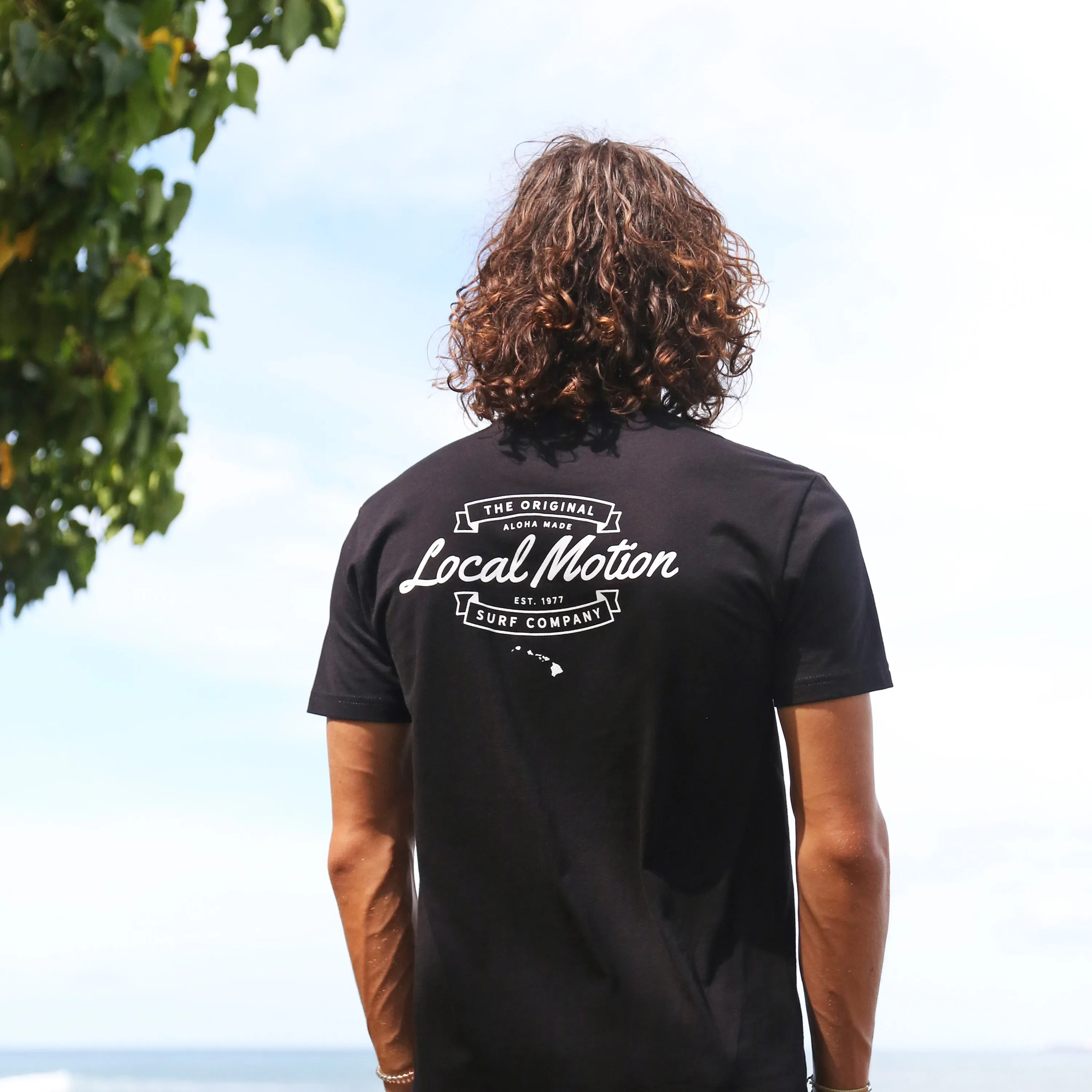 SCRIPT RIBBON TEE