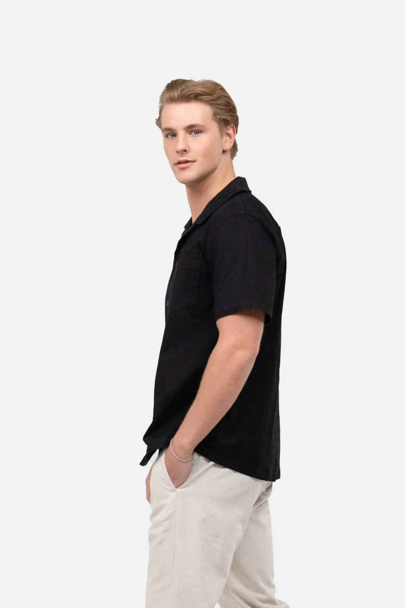 Short Sleeve Shirt - Box fit Black