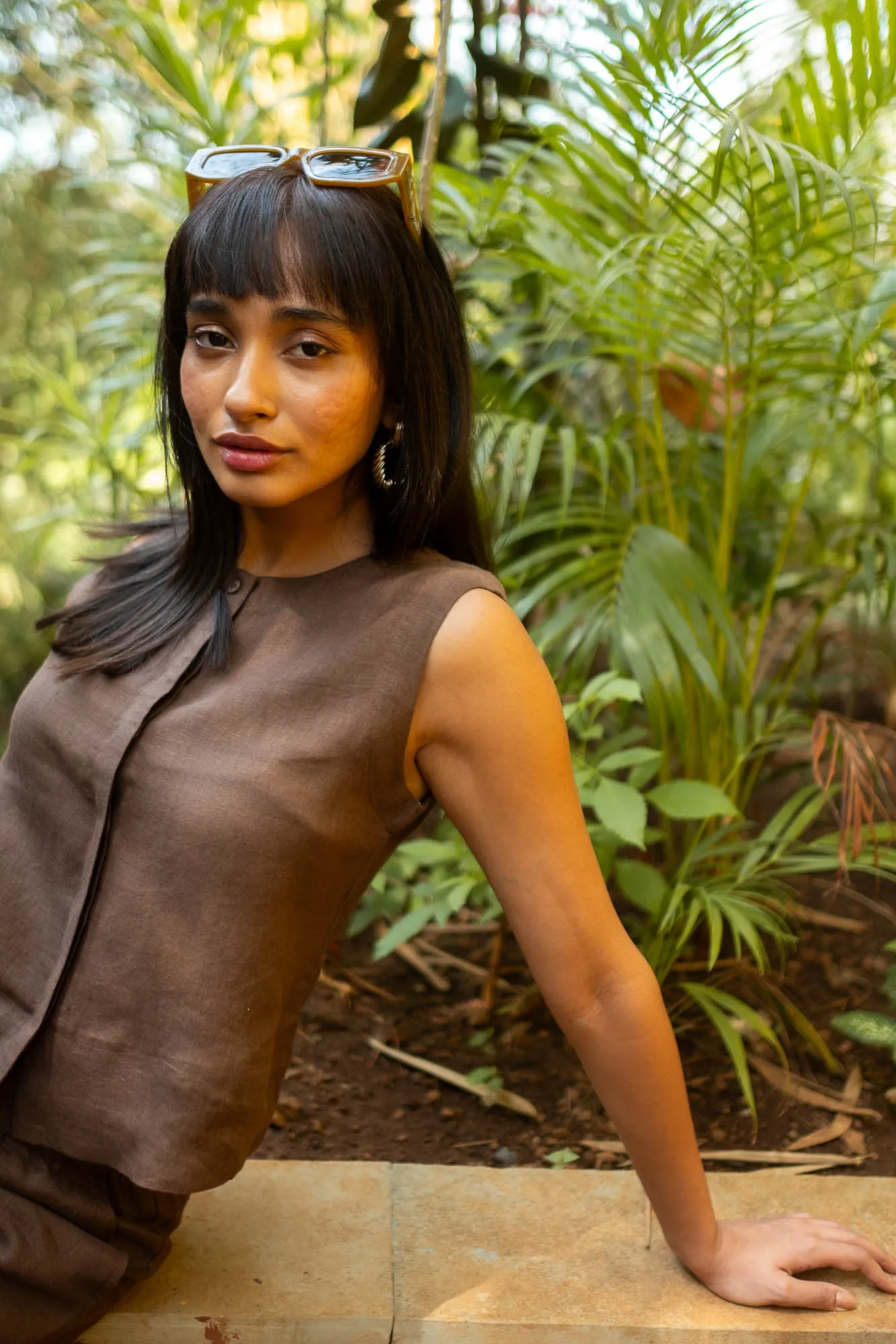 The Linen Sleeveless Shirt