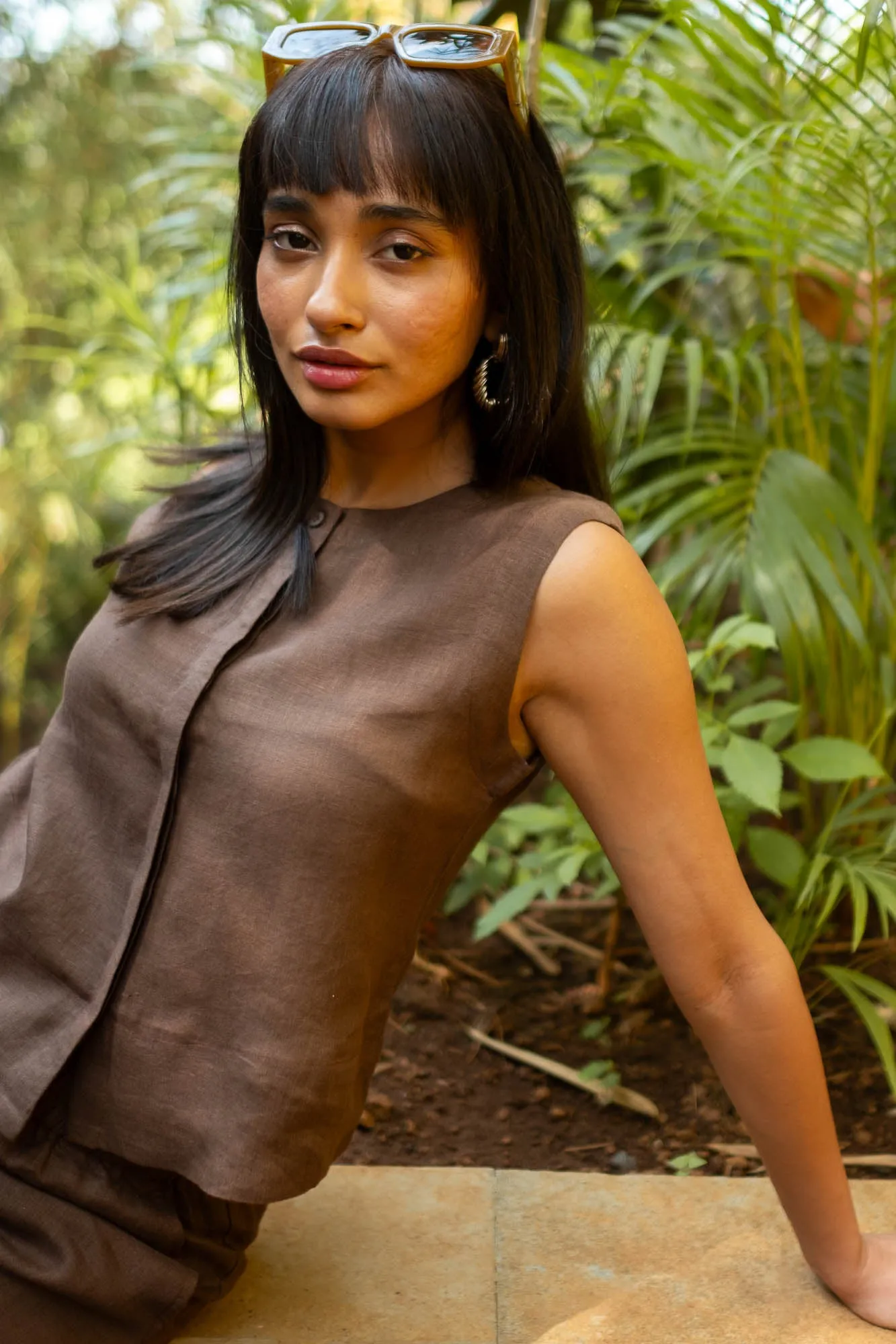 The Linen Sleeveless Shirt