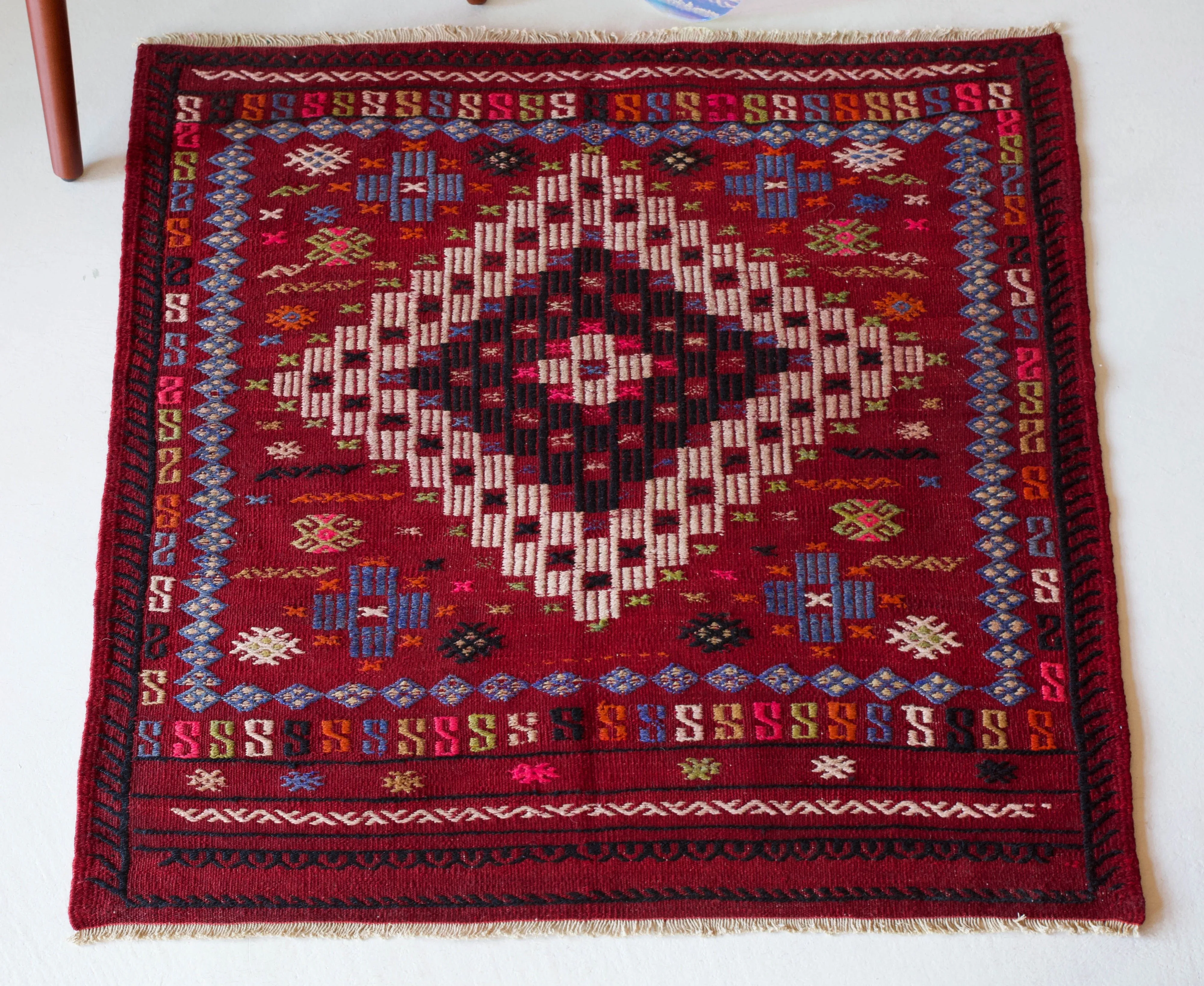 Vintage Mini Turkish Kilim Rug 3'x3'3"