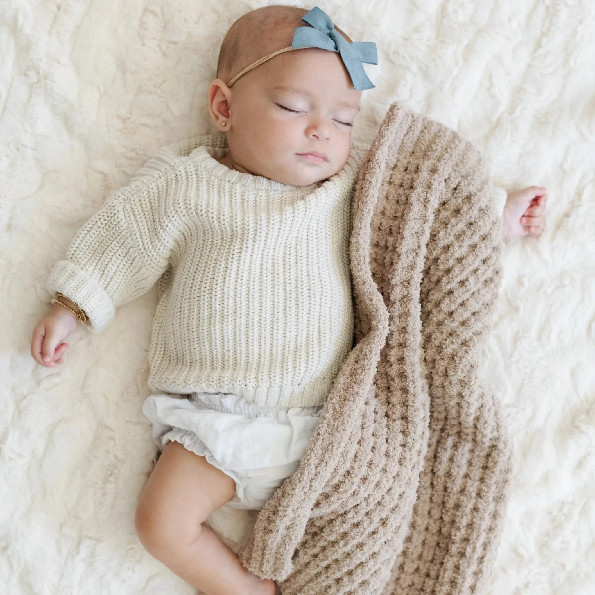 Waffle Knit Mini Blanket • Wheat