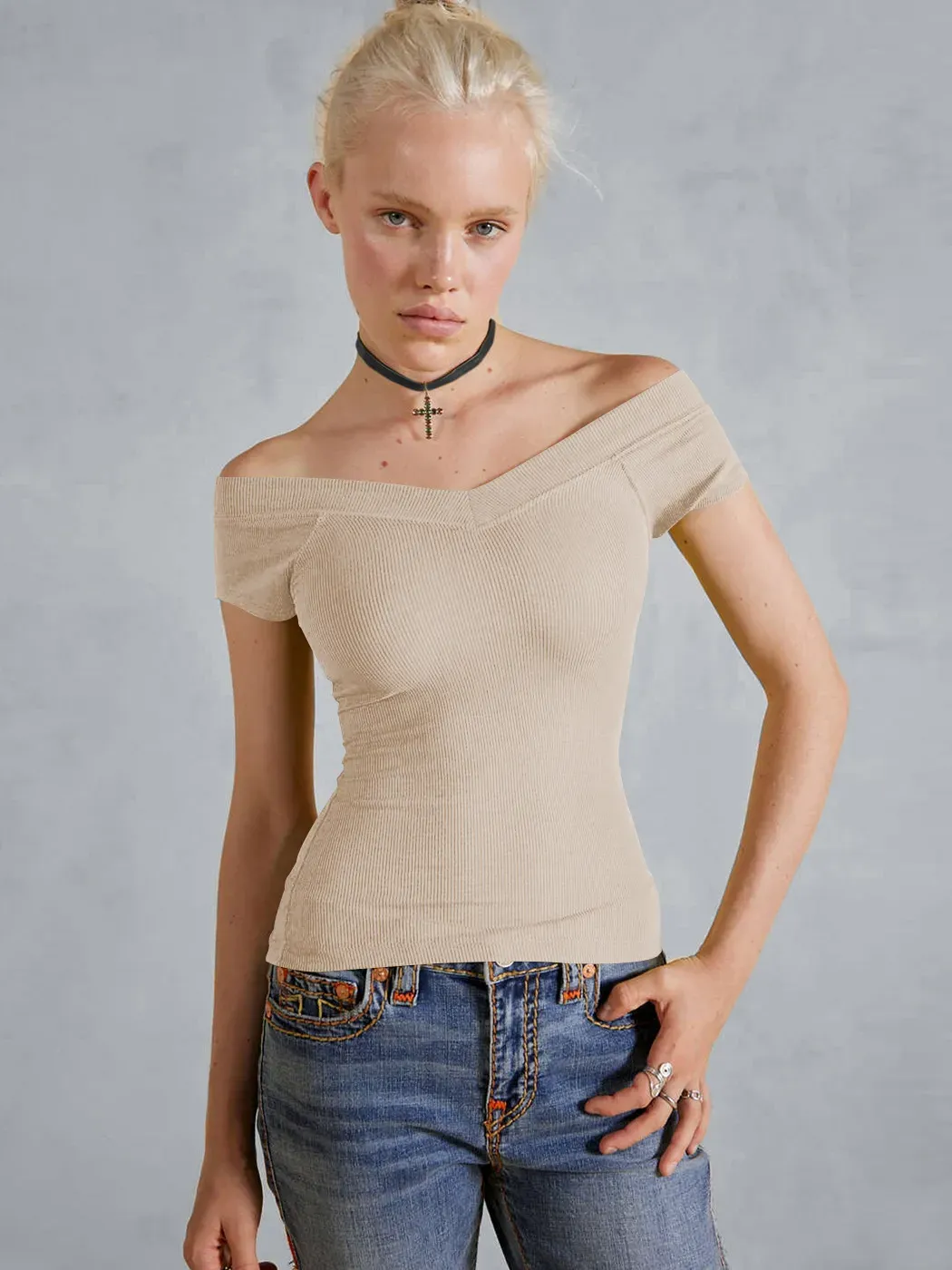 Women’s Sexy Solid Color V-Neck Knitted T-Shirt